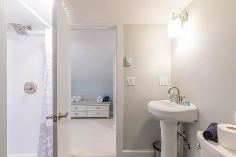 289 Ocean Avenue Kennebunkport ME 04046