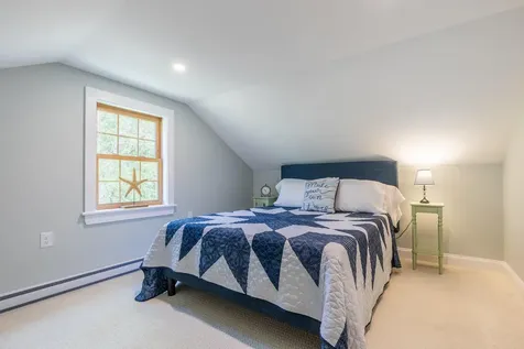 289 Ocean Avenue Kennebunkport ME 04046