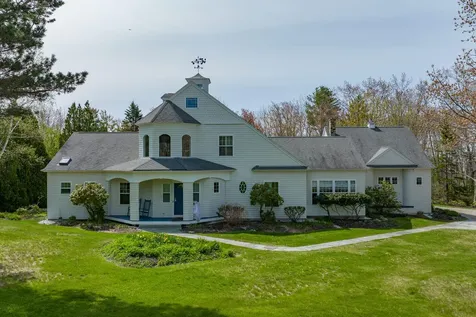 289 Ocean Avenue Kennebunkport ME 04046