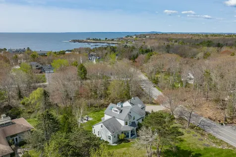 289 Ocean Avenue Kennebunkport ME 04046