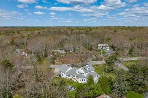 289 Ocean Avenue Kennebunkport ME 04046