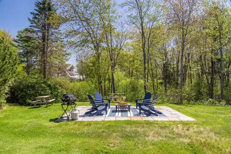 289 Ocean Avenue Kennebunkport ME 04046