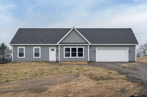 11 Knoll Crest Drive Bangor ME 04401