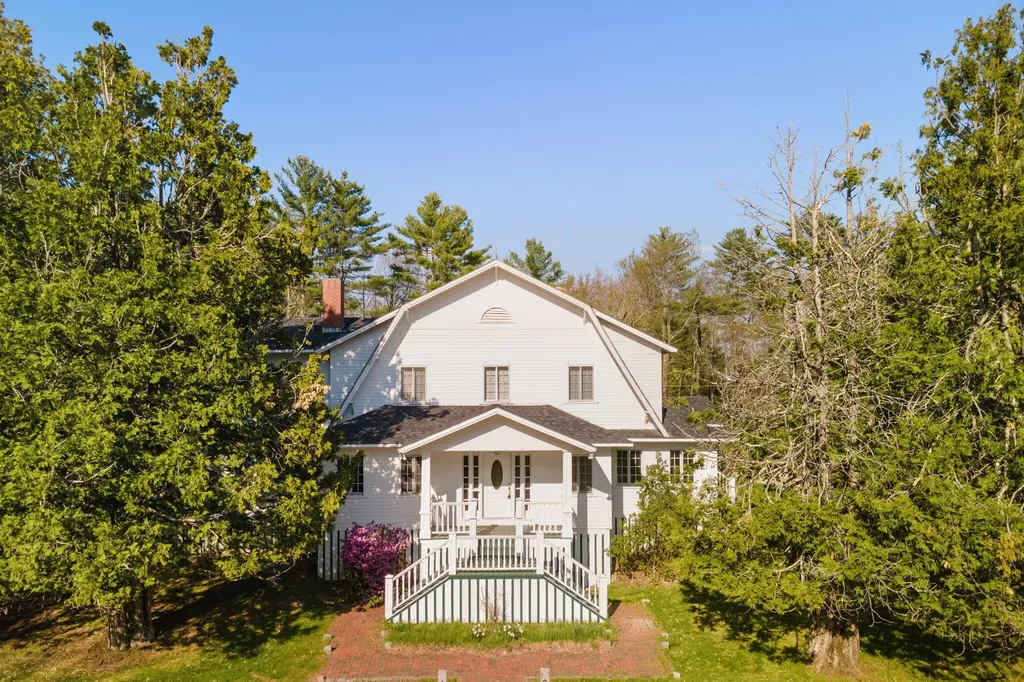 156 Five Seasons Road Mount Vernon ME 04352