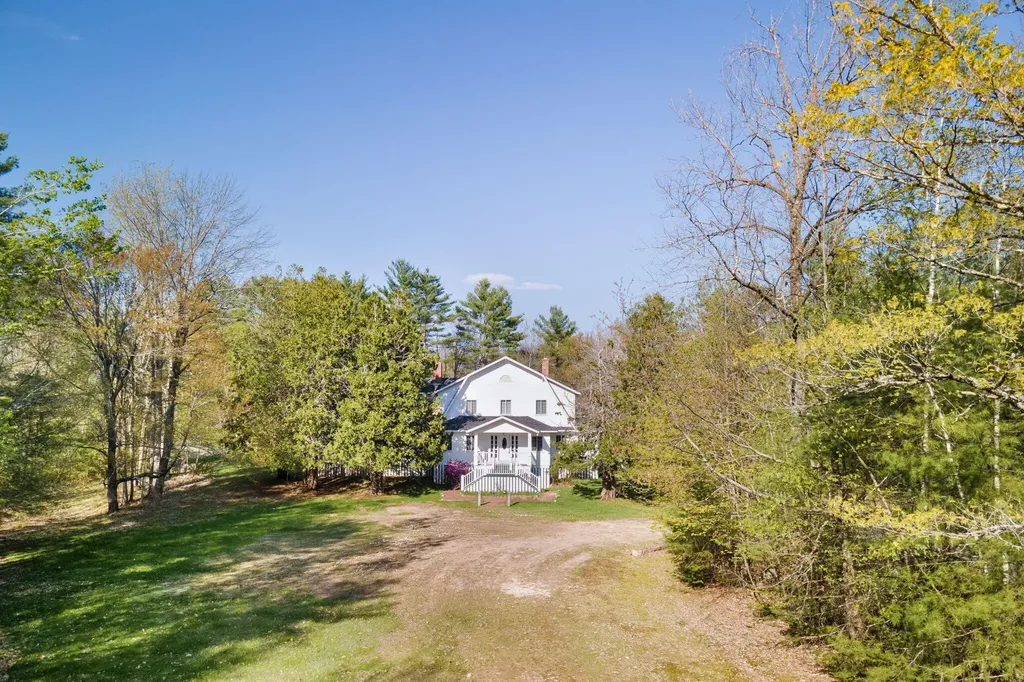 156 Five Seasons Road Mount Vernon ME 04352