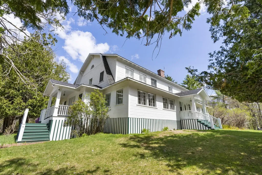 156 Five Seasons Road Mount Vernon ME 04352