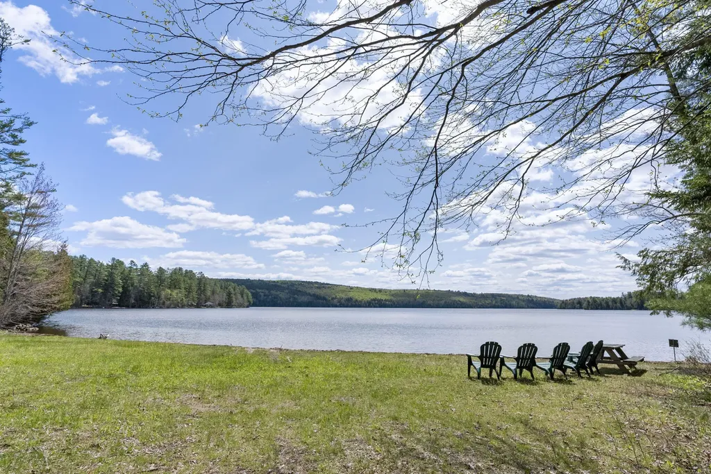 156 Five Seasons Road Mount Vernon ME 04352