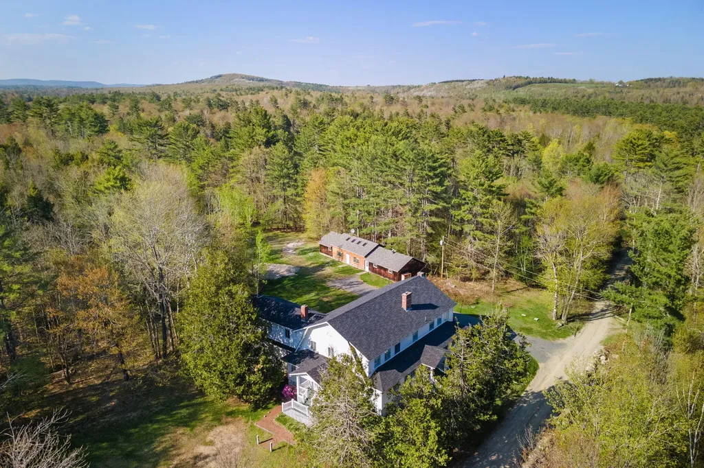 156 Five Seasons Road Mount Vernon ME 04352