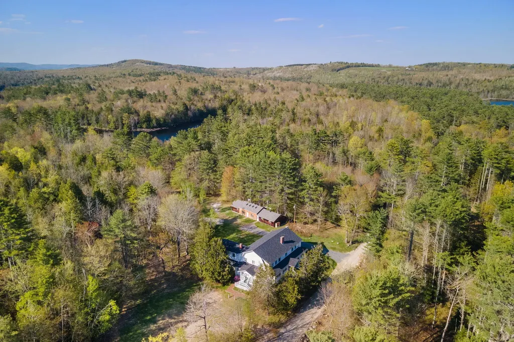 156 Five Seasons Road Mount Vernon ME 04352