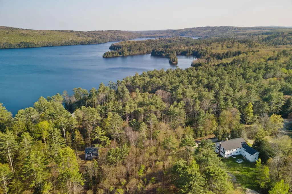 156 Five Seasons Road Mount Vernon ME 04352