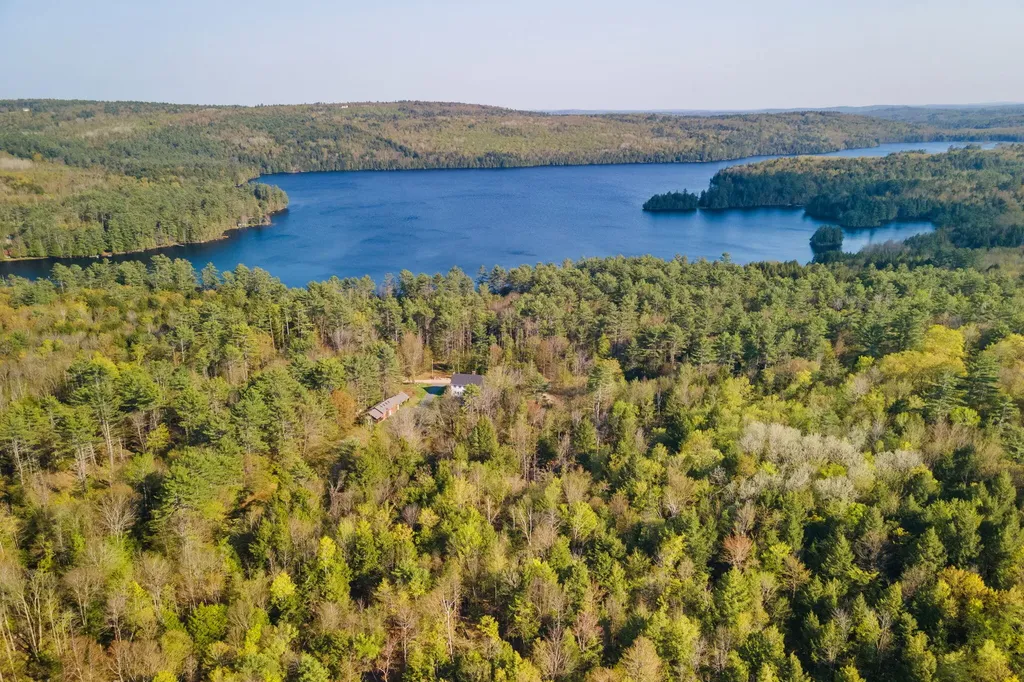 156 Five Seasons Road Mount Vernon ME 04352
