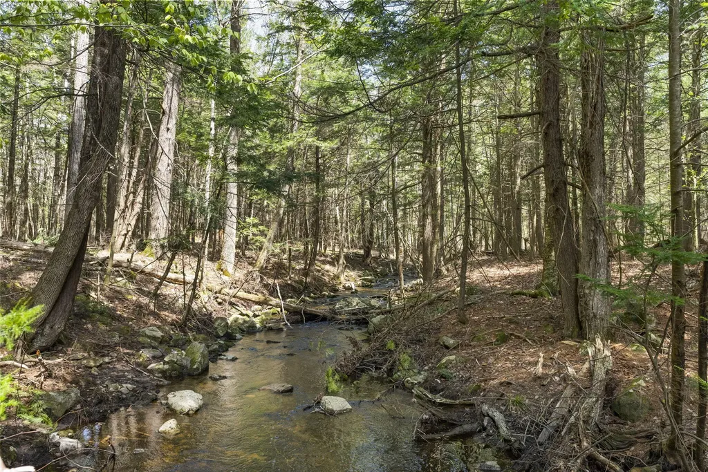 156 Five Seasons Road Mount Vernon ME 04352