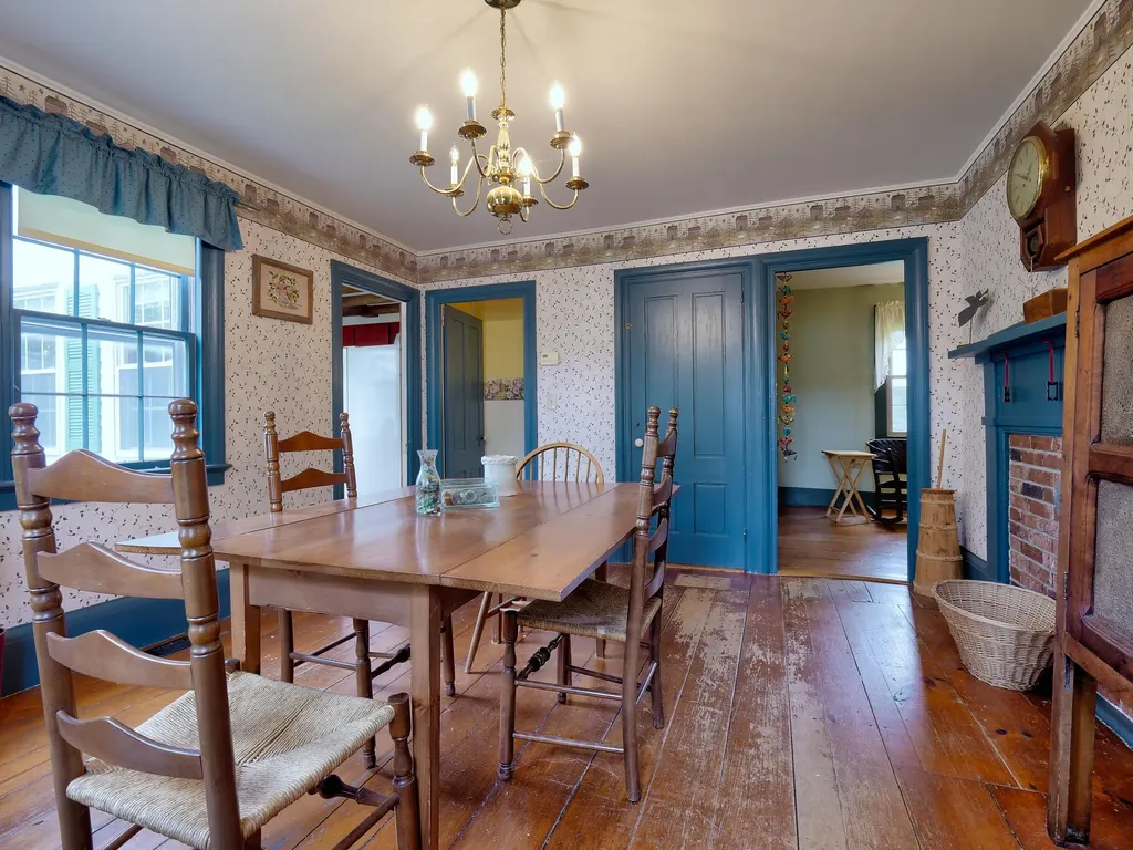41 Green Street Thomaston ME 04861