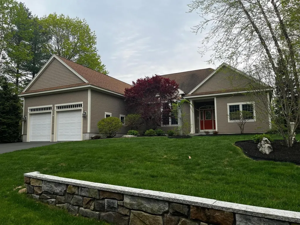 7 Cottonwood Lane Falmouth ME 04105