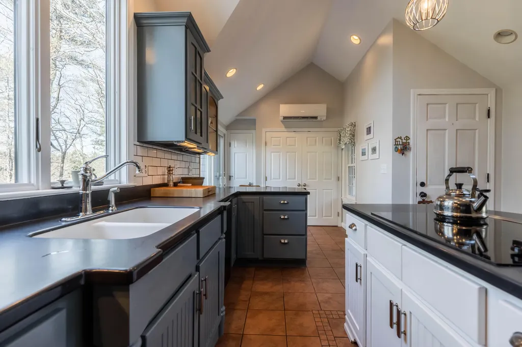 24 Partridge Circle Portland ME 04102
