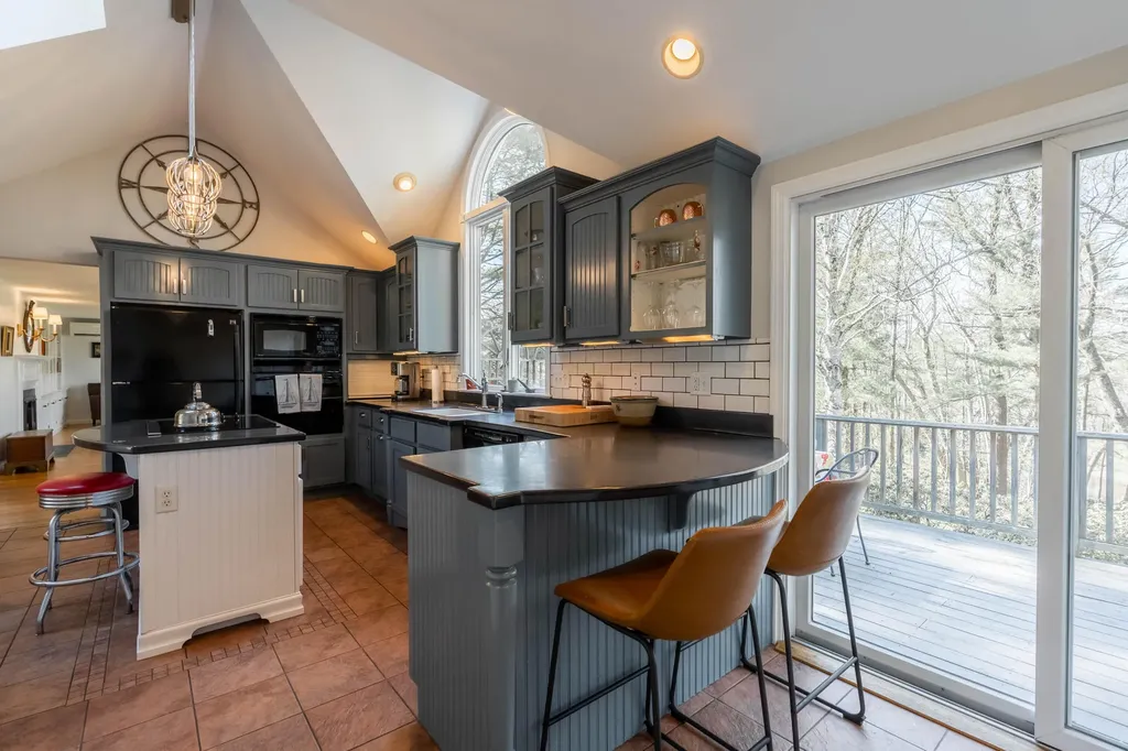 24 Partridge Circle Portland ME 04102