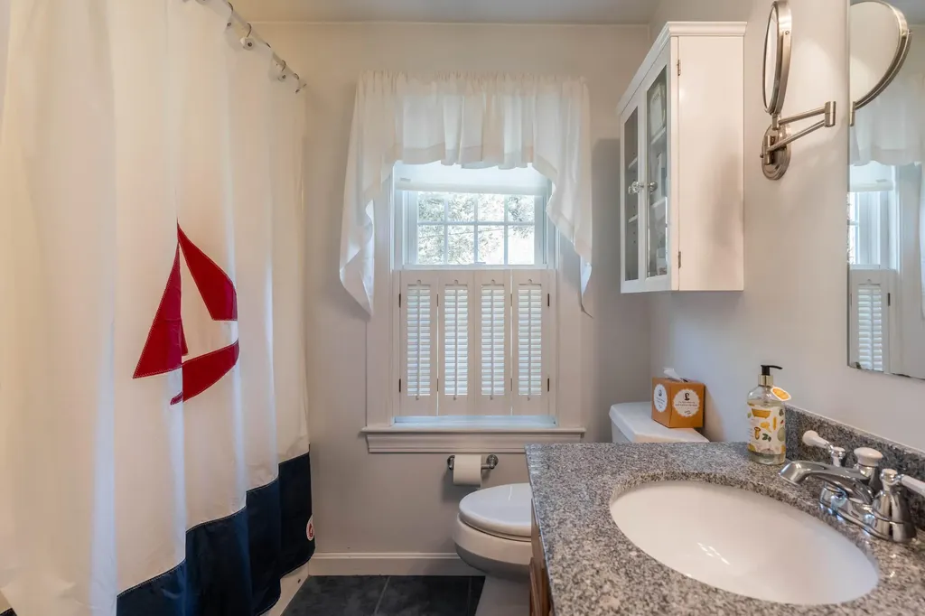 24 Partridge Circle Portland ME 04102