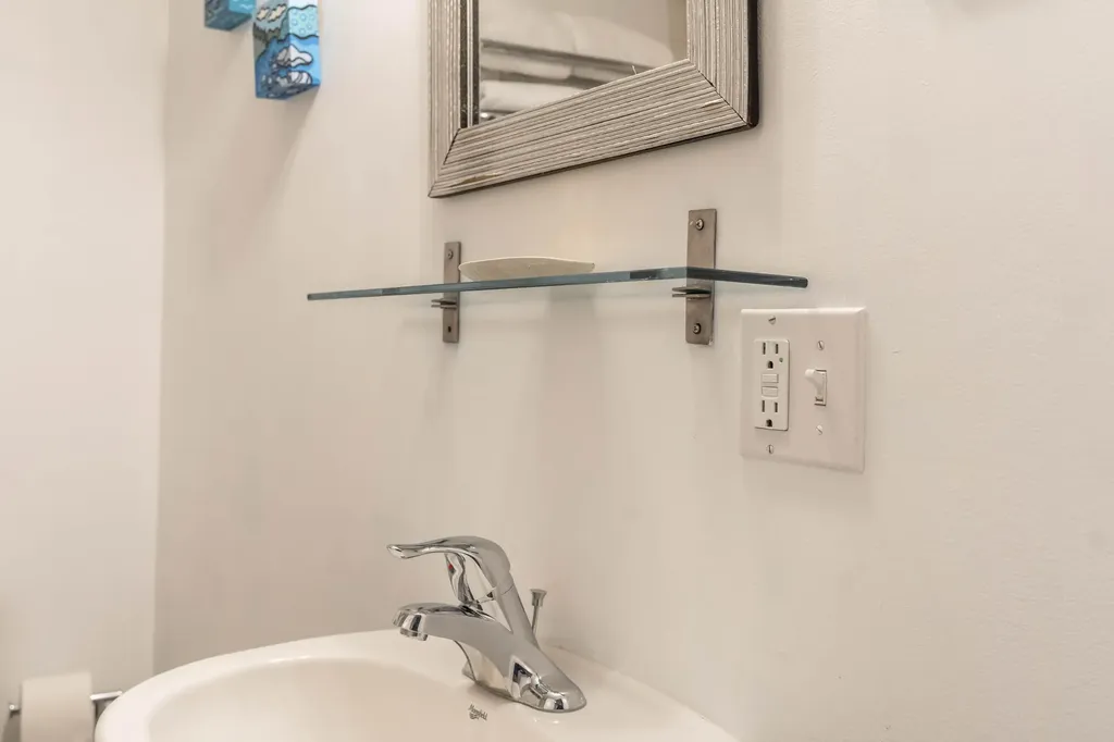 24 Partridge Circle Portland ME 04102