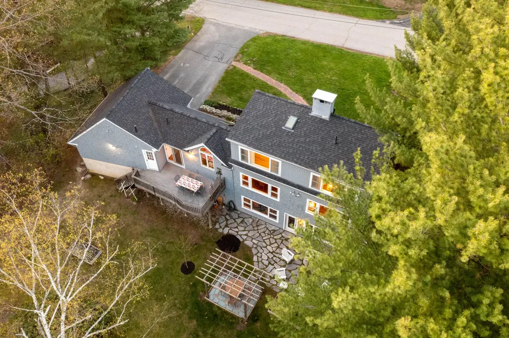 24 Partridge Circle Portland ME 04102