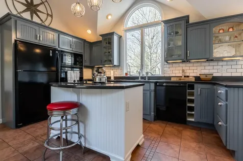 24 Partridge Circle Portland ME 04102