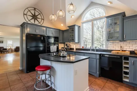 24 Partridge Circle Portland ME 04102