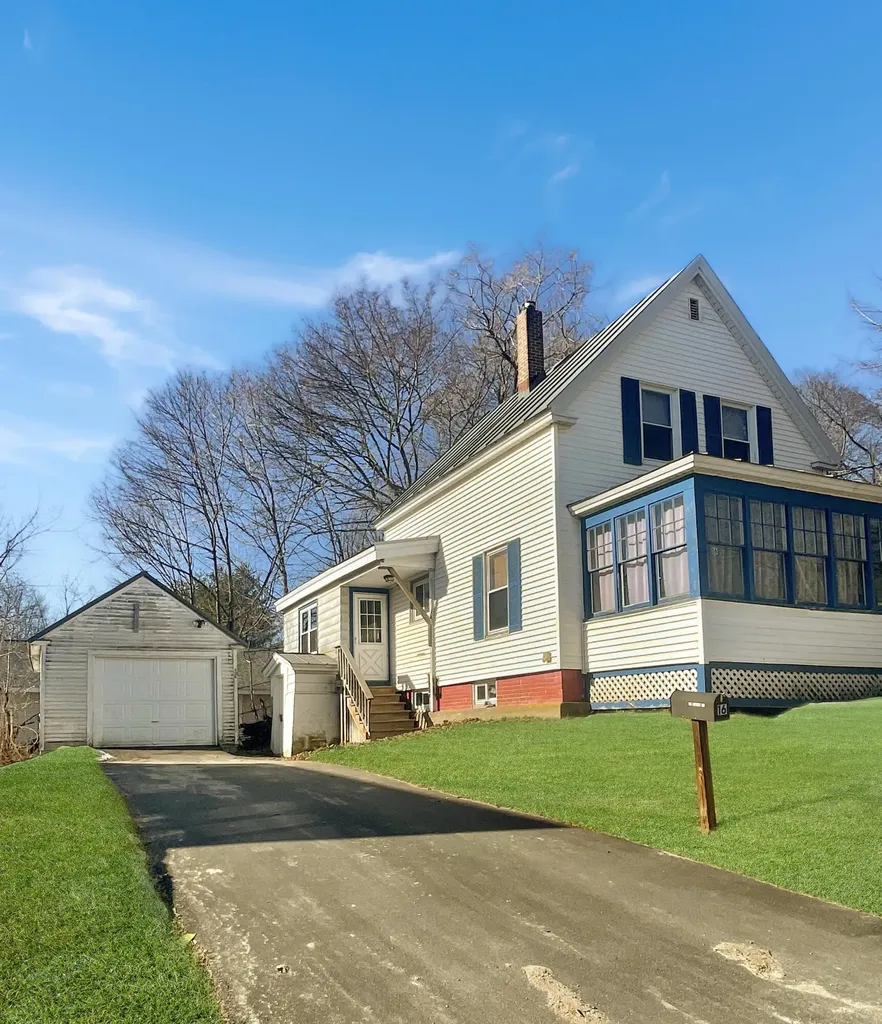 16 Brook Street Waterville ME 04901