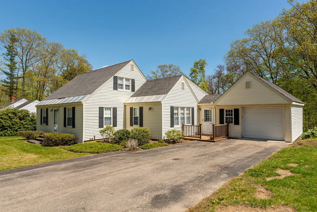 1196 State Road Eliot ME 03903