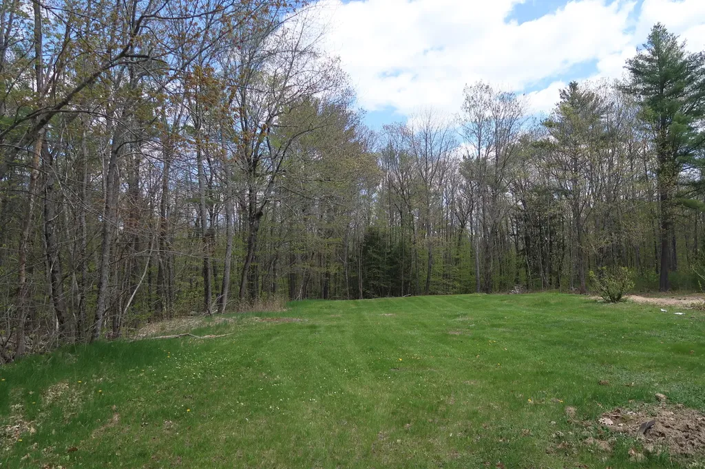 738 E Pittston Road Pittston ME 04345