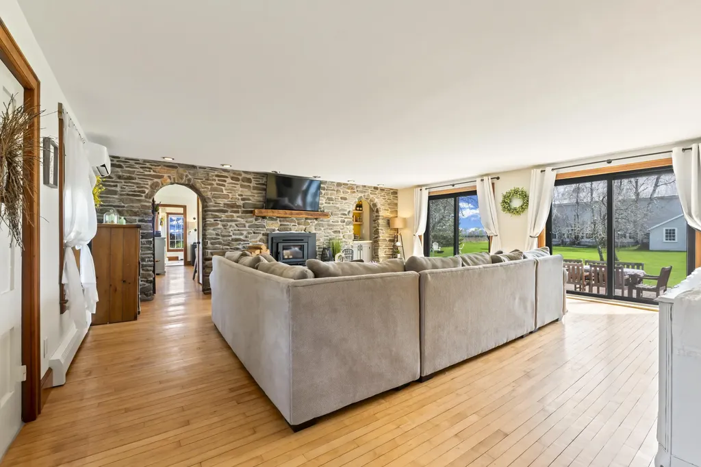 547 Ridge Road Monmouth ME 04259