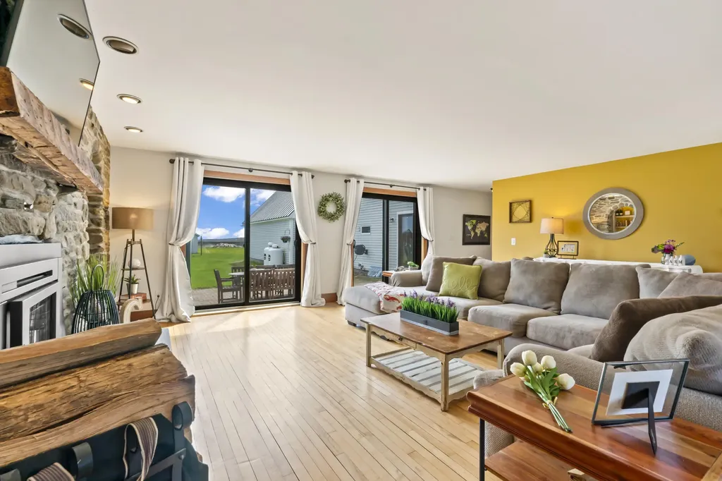 547 Ridge Road Monmouth ME 04259