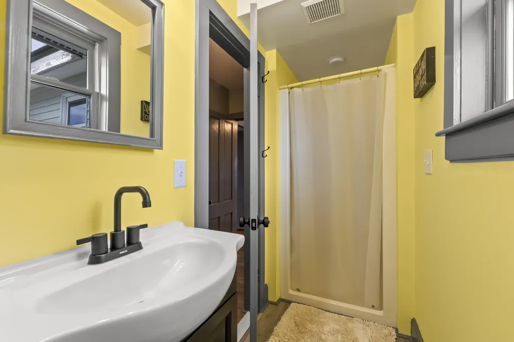 547 Ridge Road Monmouth ME 04259