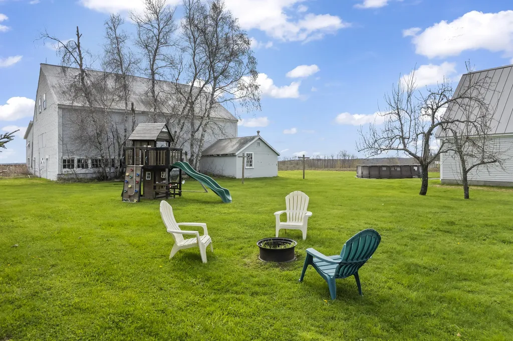 547 Ridge Road Monmouth ME 04259