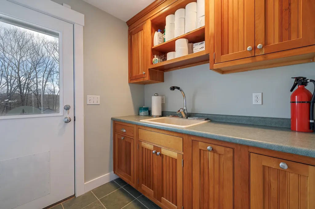 178 Johnson Point Road Penobscot ME 04476