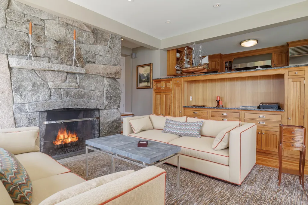 178 Johnson Point Road Penobscot ME 04476