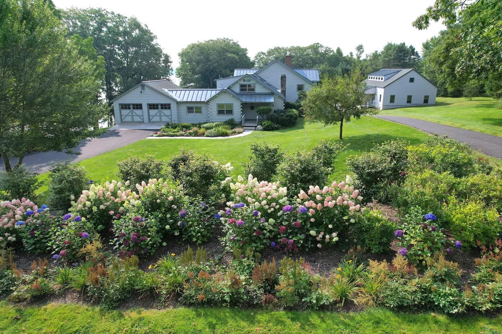 178 Johnson Point Road Penobscot ME 04476