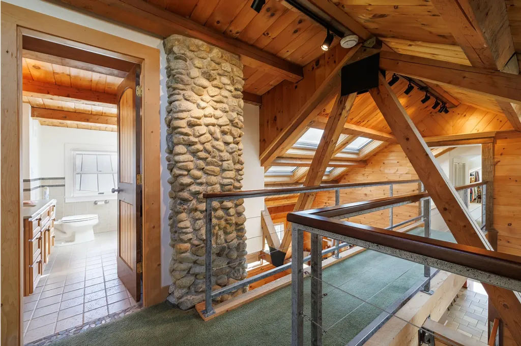 178 Johnson Point Road Penobscot ME 04476