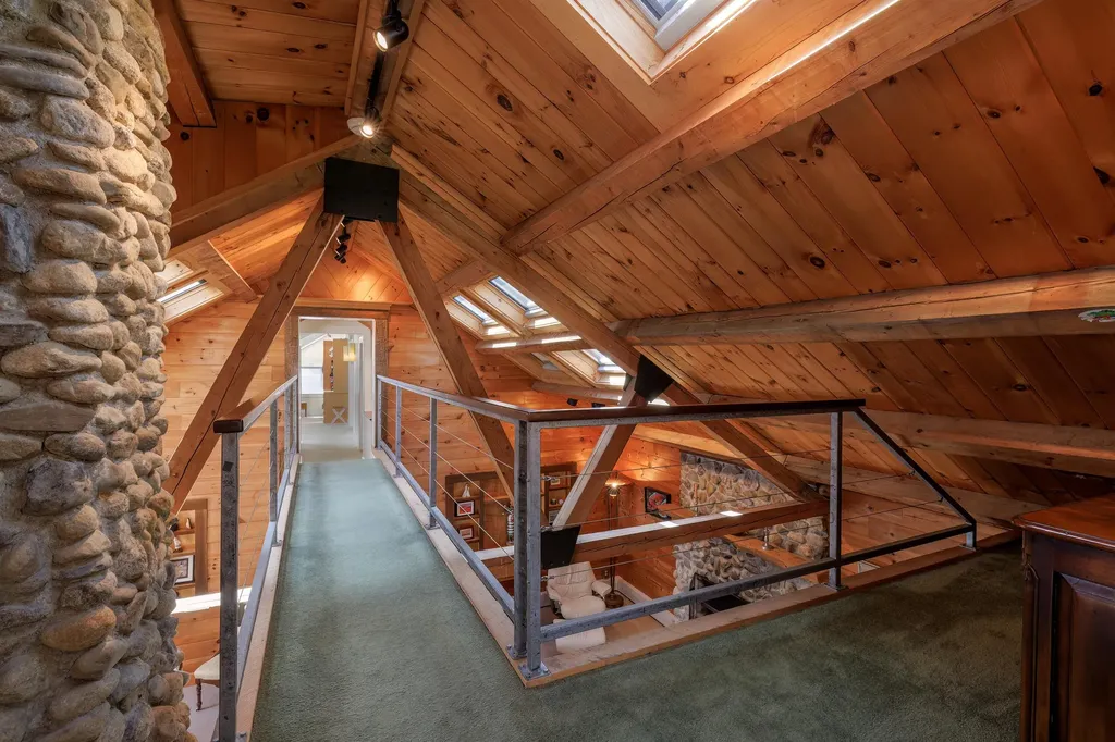 178 Johnson Point Road Penobscot ME 04476