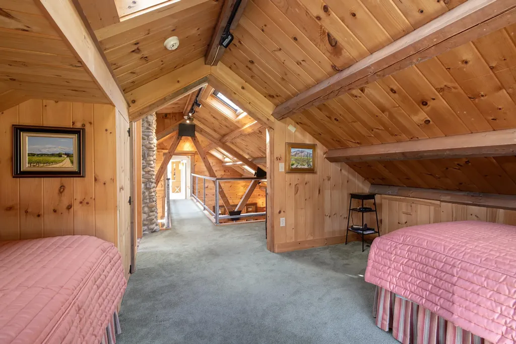 178 Johnson Point Road Penobscot ME 04476