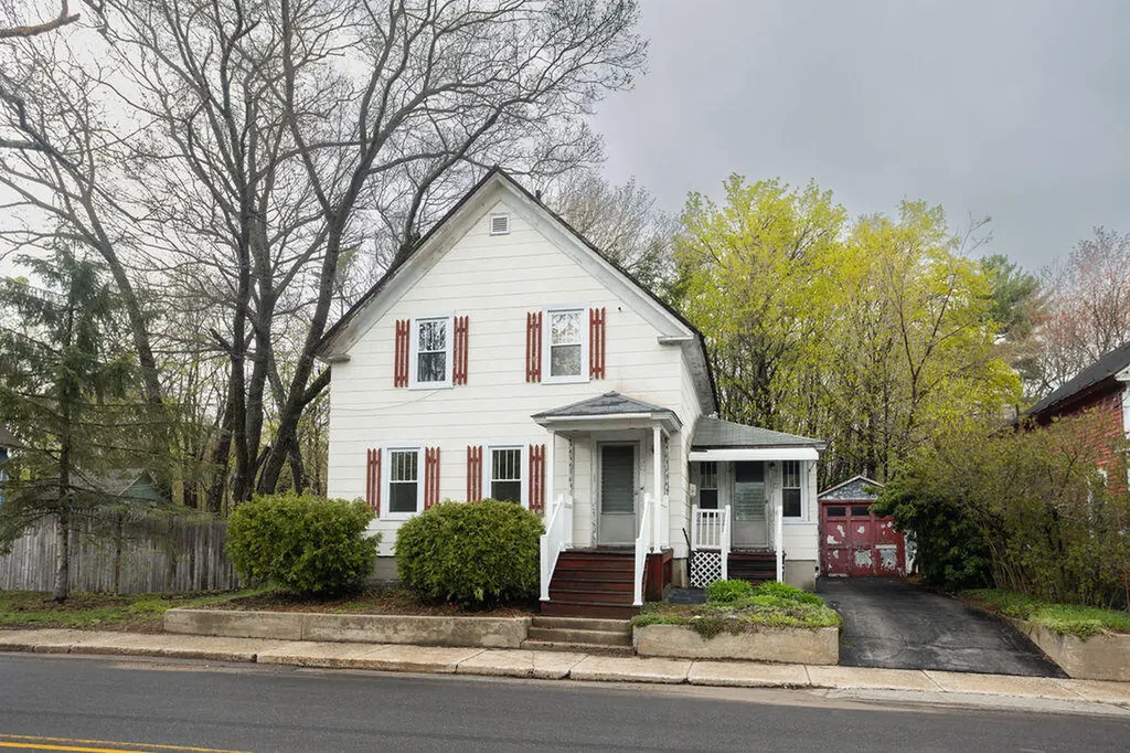 110 School Street Sanford ME 04073