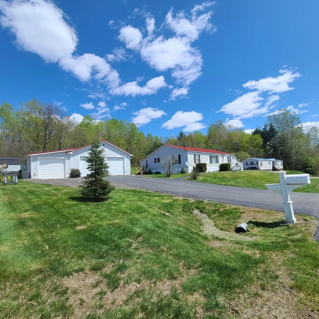 121 Galilee Road Farmington ME 04938
