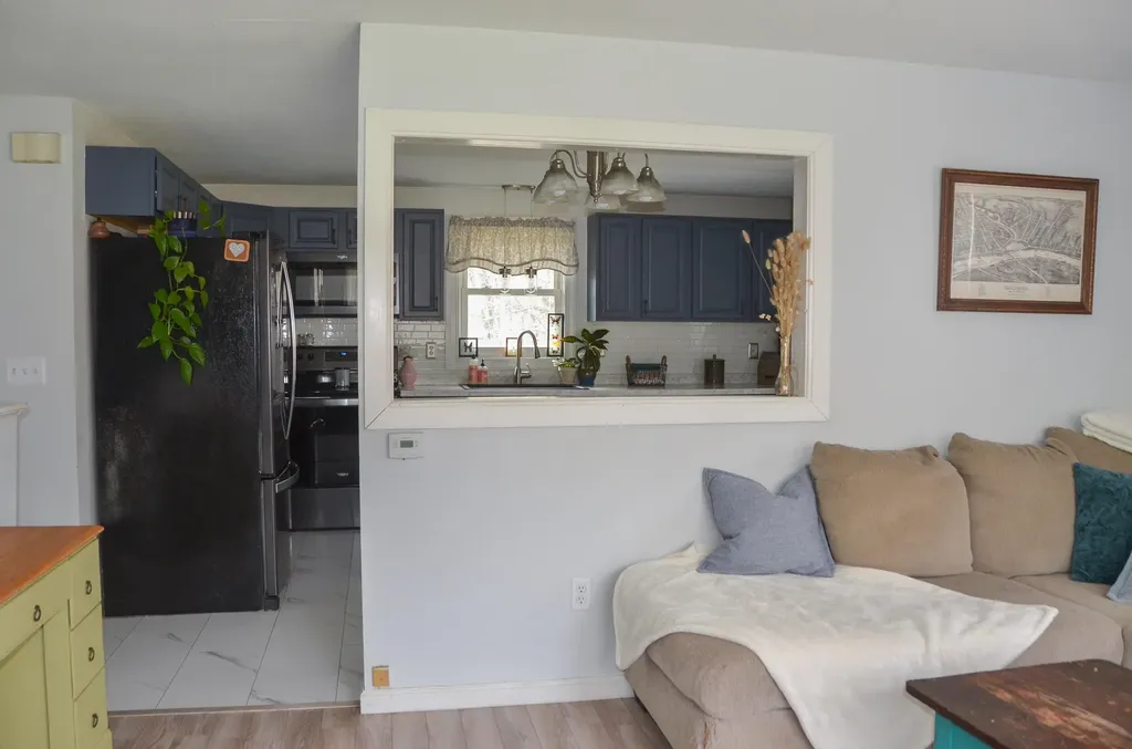 71 Summerhaven Road Manchester ME 04351