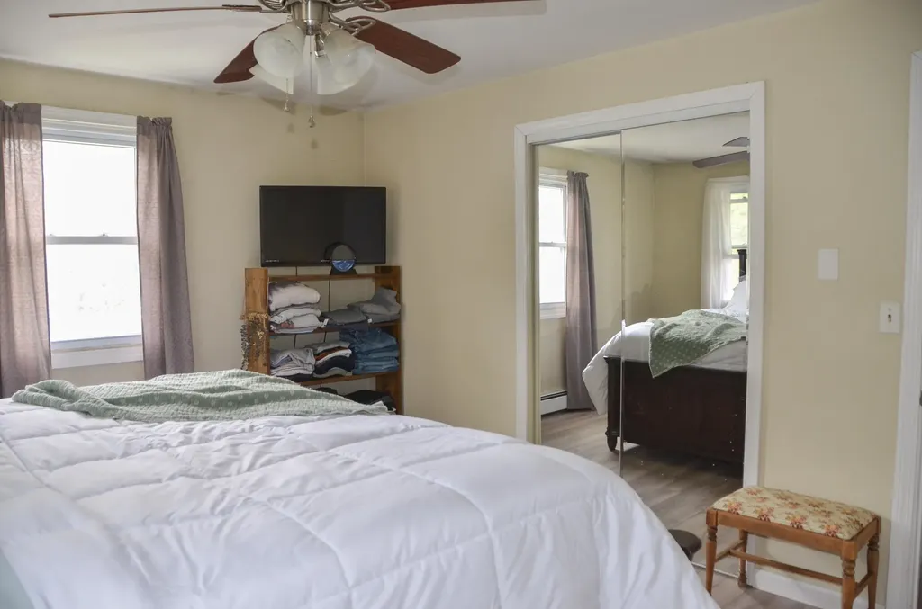 71 Summerhaven Road Manchester ME 04351