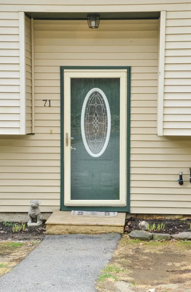 71 Summerhaven Road Manchester ME 04351
