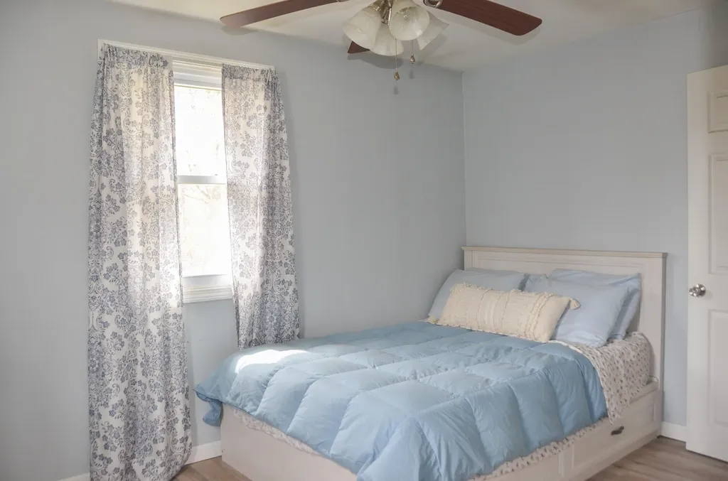 71 Summerhaven Road Manchester ME 04351