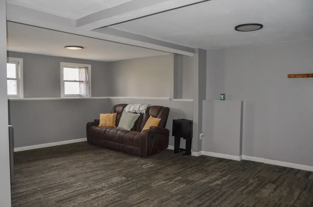 71 Summerhaven Road Manchester ME 04351