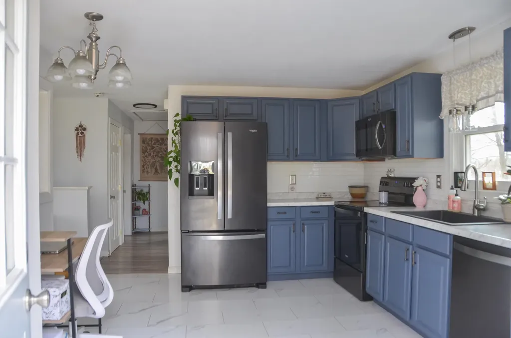 71 Summerhaven Road Manchester ME 04351