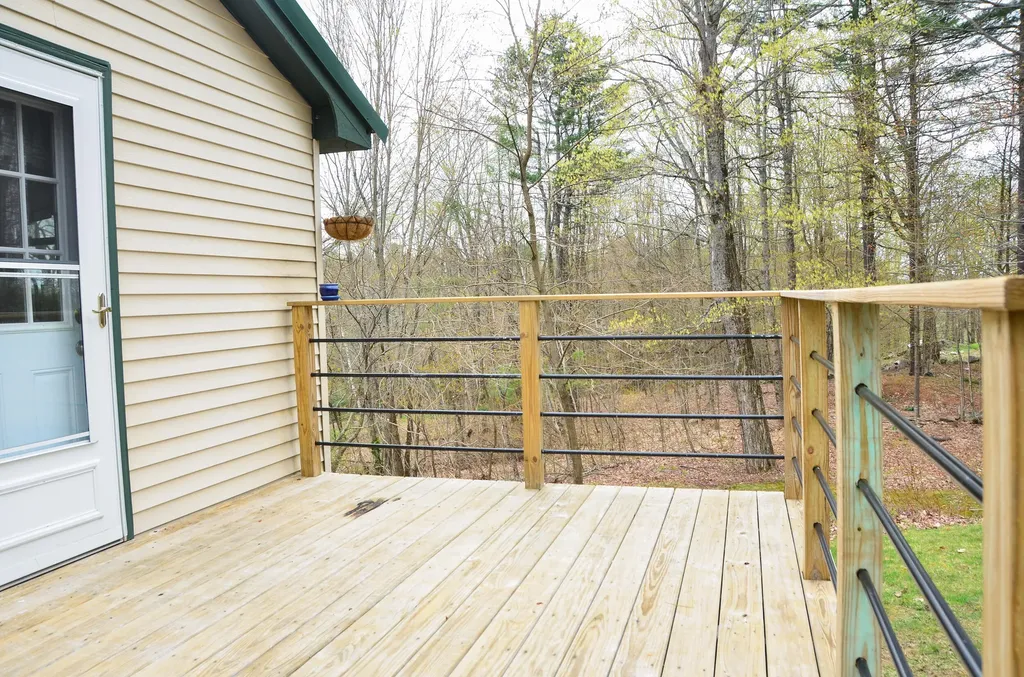 71 Summerhaven Road Manchester ME 04351