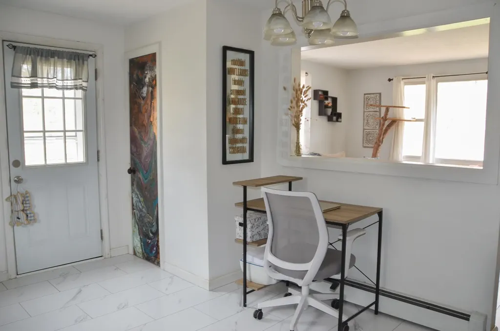 71 Summerhaven Road Manchester ME 04351