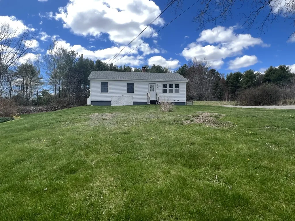 627 Main Road Eddington ME 04428