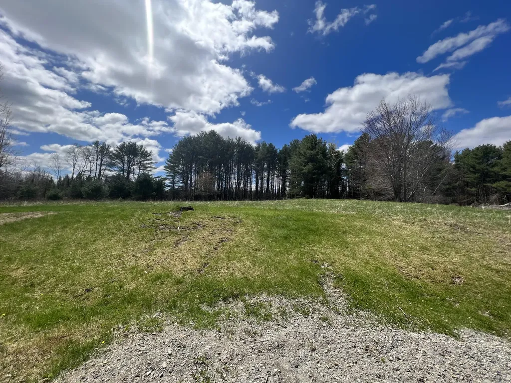 627 Main Road Eddington ME 04428